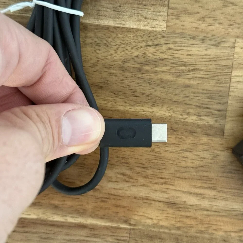 OEM Genuine Oculus AQ15A-050A 5V 3A Power Adapter with USB-C Cable - Works Great